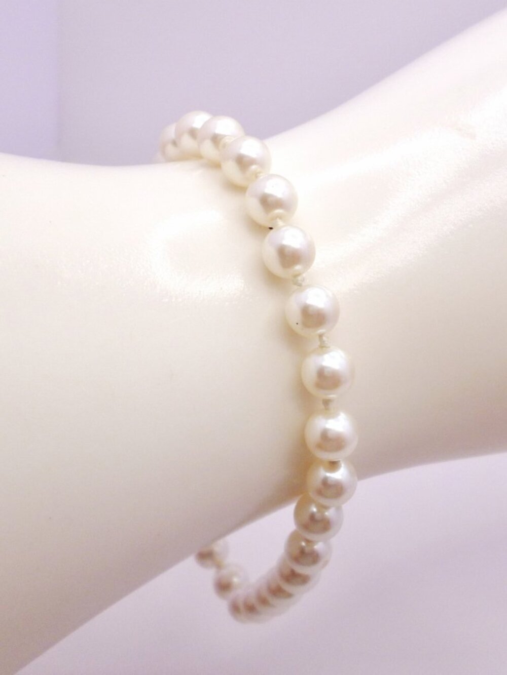 Napier Faux Pearl Bracelet White Hand Knotted Signed 7 1/4 - 7 3/4" Perfect